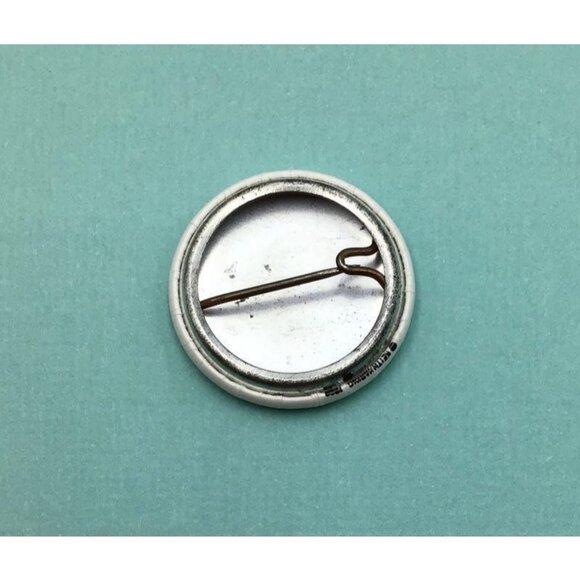 Keith Haring Barking Dog Pin Back Button White Red Black Vintage Pop Art - Picture 2 of 5